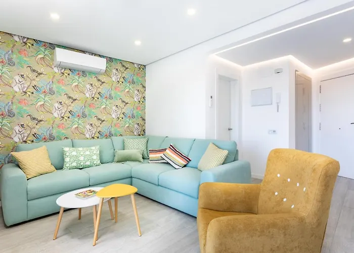 Oceanfront أذيخي