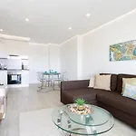 Oceanfront * أذيخي
