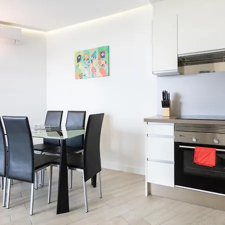 Oceanfront Daire *
